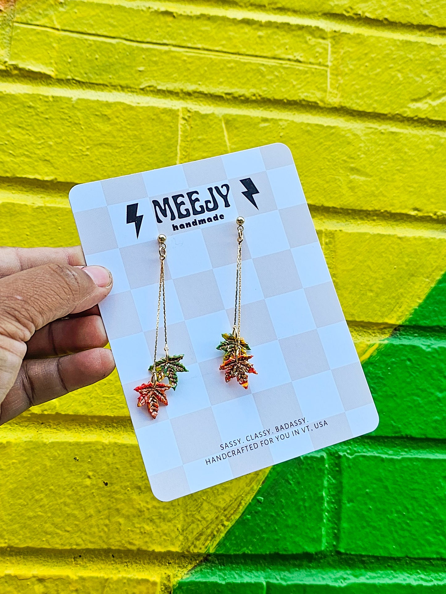 Foliage earring